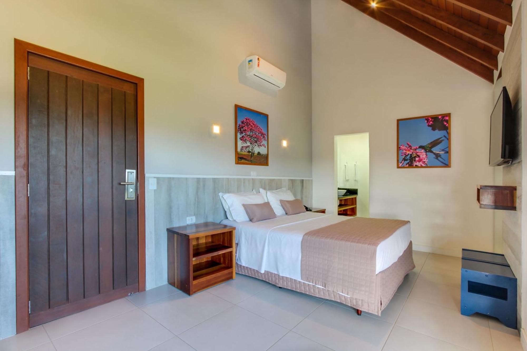 Do Arvoredo Inn